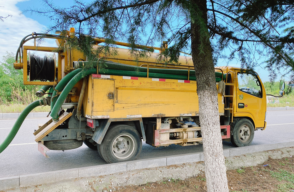 283五四村清洗抽粪车